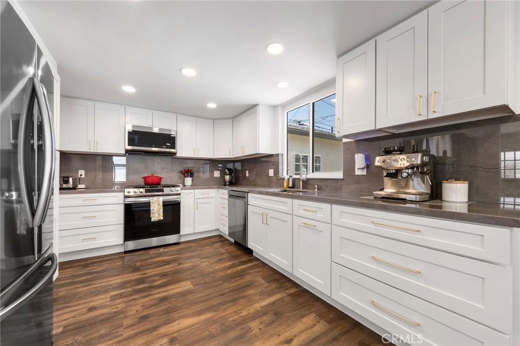 1135 185th Street Gardena, CA 90248 - Photo 2 of 45