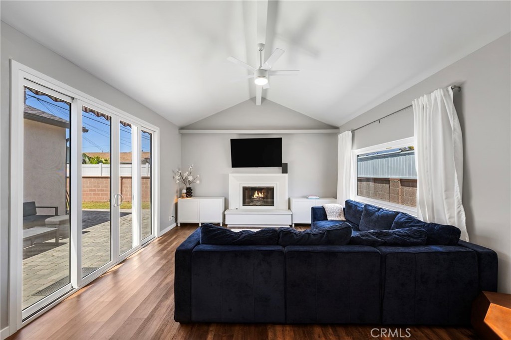 1135 185th Street Gardena, CA 90248 - Photo 3 of 45 VIRTUALLY EDITED