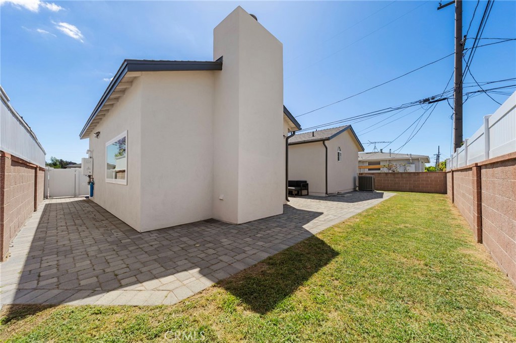 1135 185th Street Gardena, CA 90248 - Photo 4 of 45