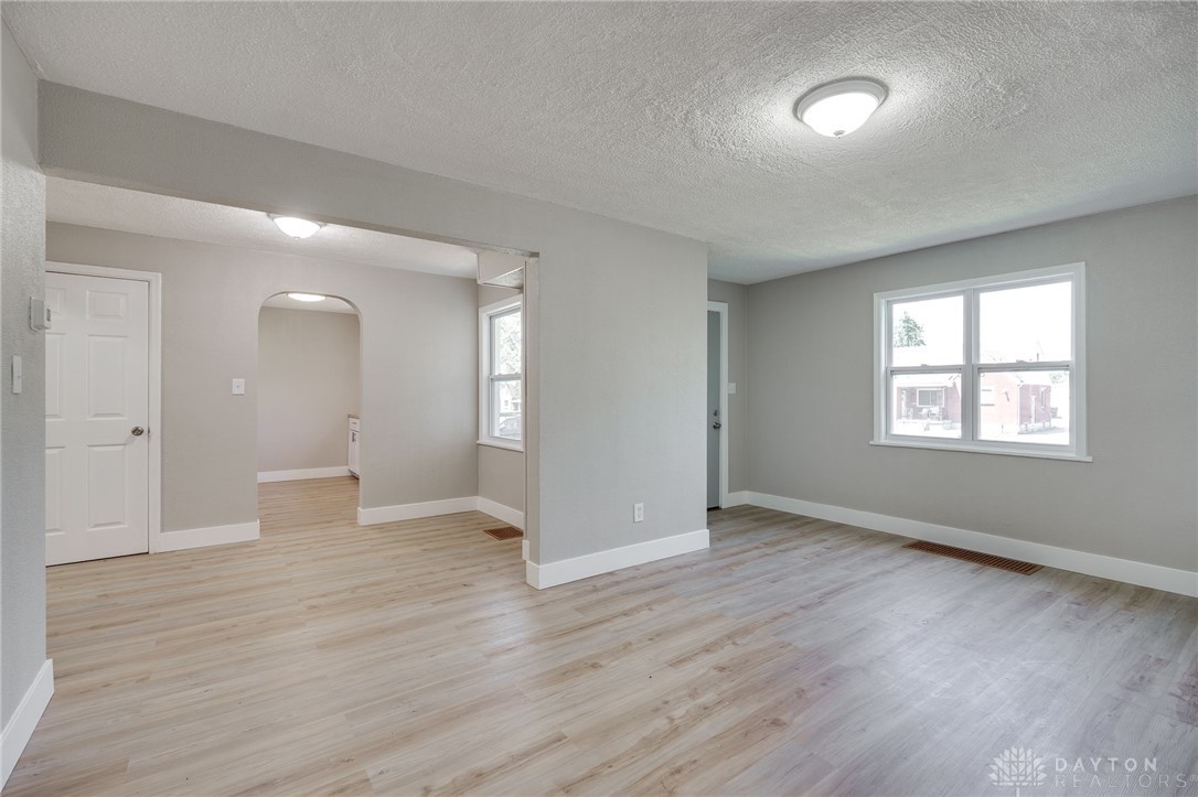 1730 Wesleyan Road Dayton, OH 45406 - Photo 10 of 39 Gallery Image 10