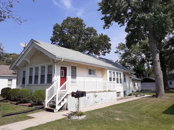 $265,000 | 135 North Lindberg Street, Griffith, IN 46319