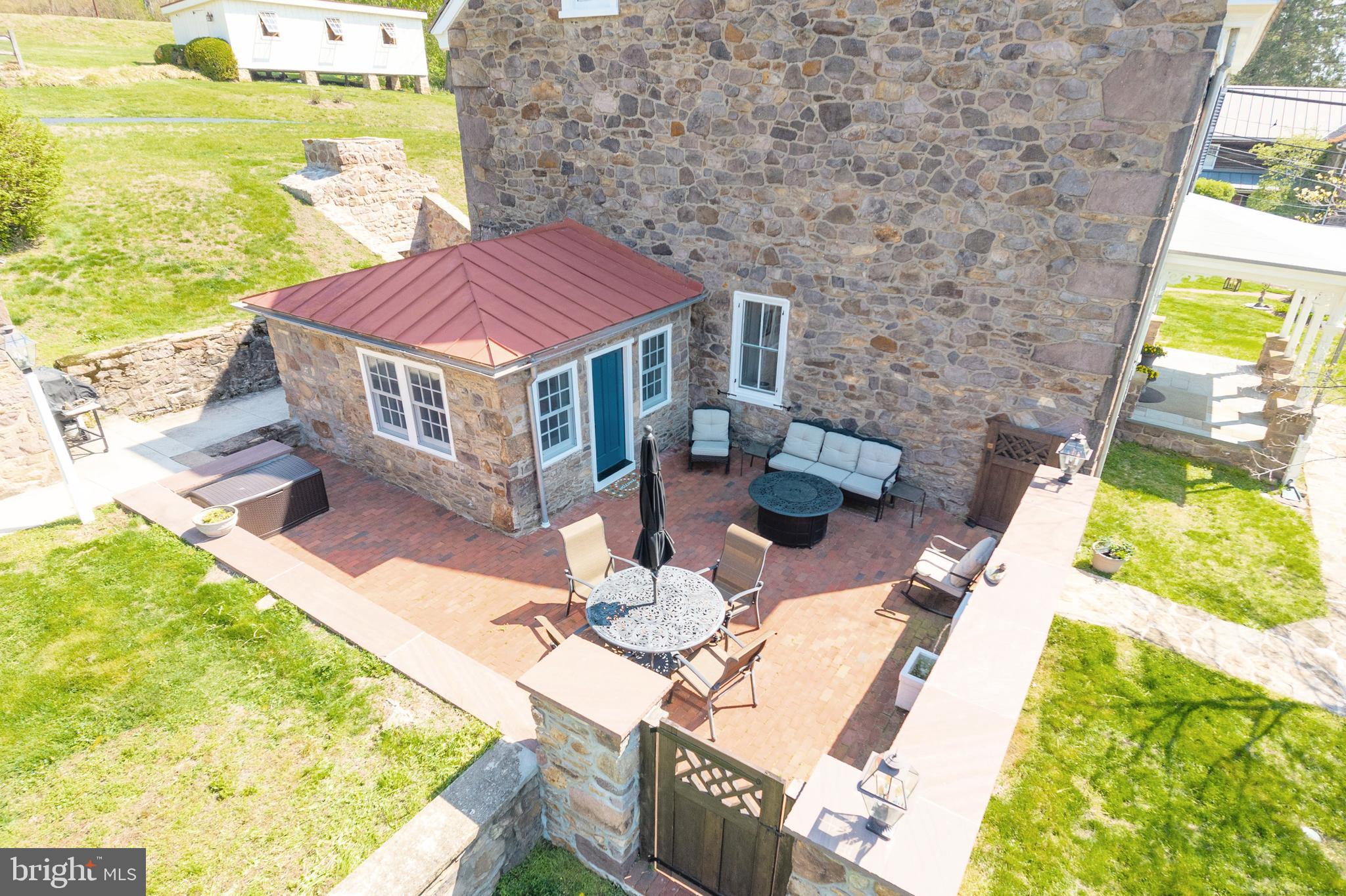 1551 Old Ridge Road Pottstown, PA 19465 - Photo 65 of 78 Patio Courtyard