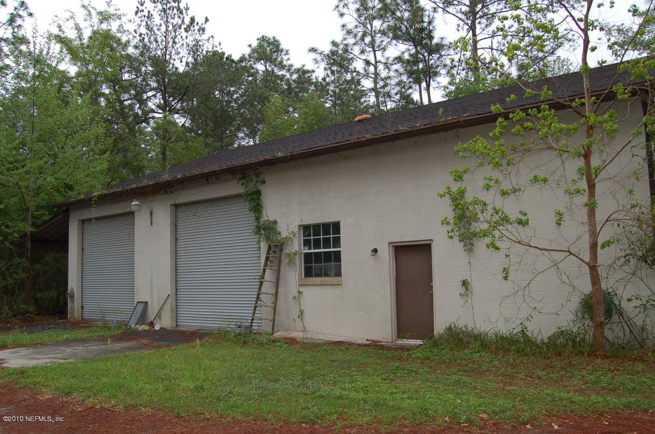 12568 Linjohn Road Jacksonville, FL 32223 - Photo 13 of 14 Work Shop