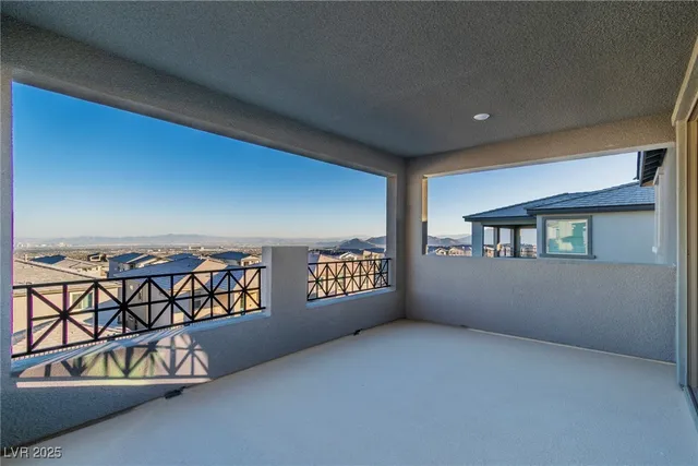 $4,000 | 584 La Vista Acrs Lane, Las Vegas, NV 89138