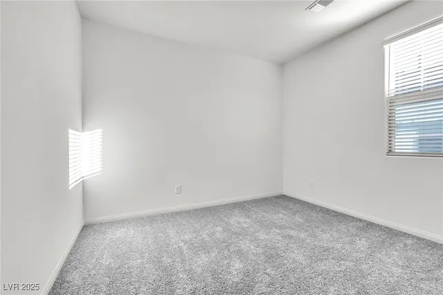 $4,000 | 584 La Vista Acrs Lane, Las Vegas, NV 89138