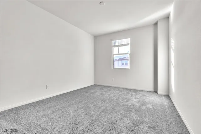 $4,000 | 584 La Vista Acrs Lane, Las Vegas, NV 89138