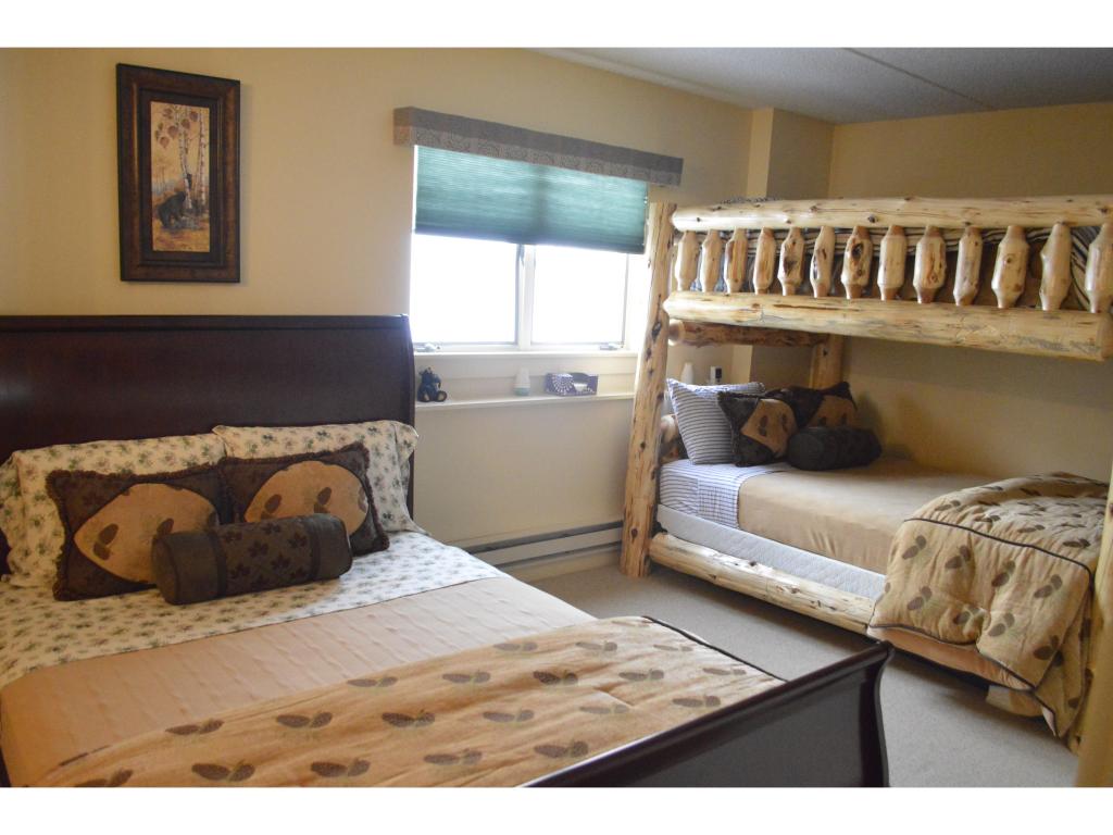 339-a Elmsa Handle Road, Unit ELMS A 1 West Dover, VT 05356 - Photo 11 of 14 Gallery Image 11