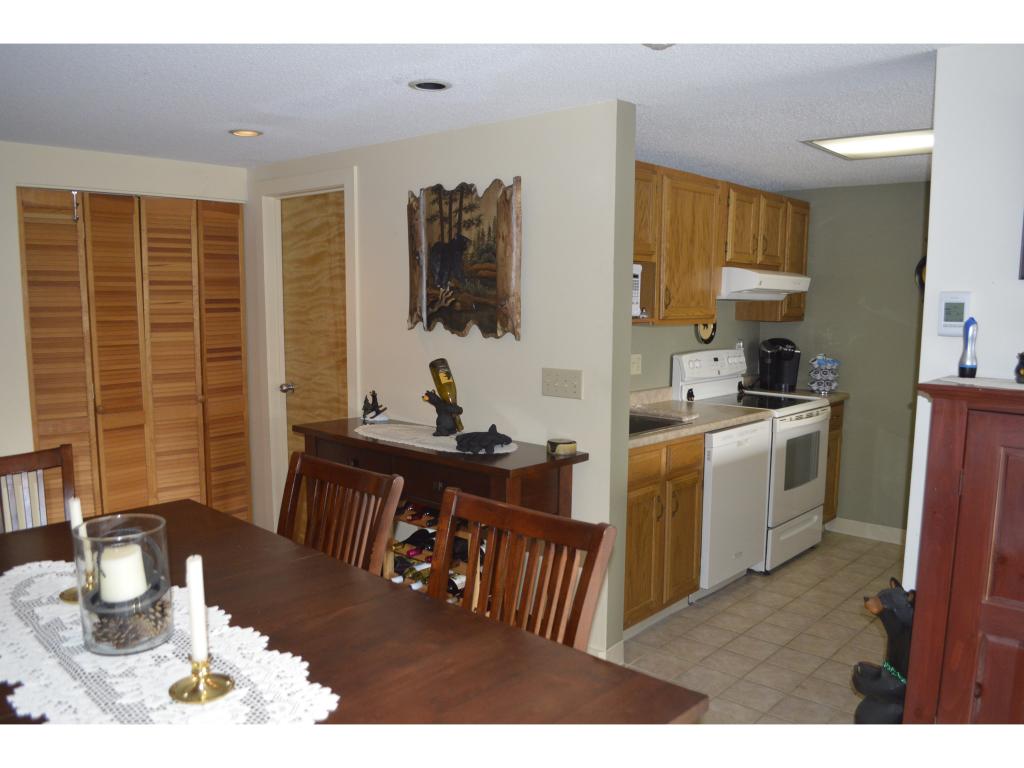 339-a Elmsa Handle Road, Unit ELMS A 1 West Dover, VT 05356 - Photo 6 of 14 Gallery Image 6