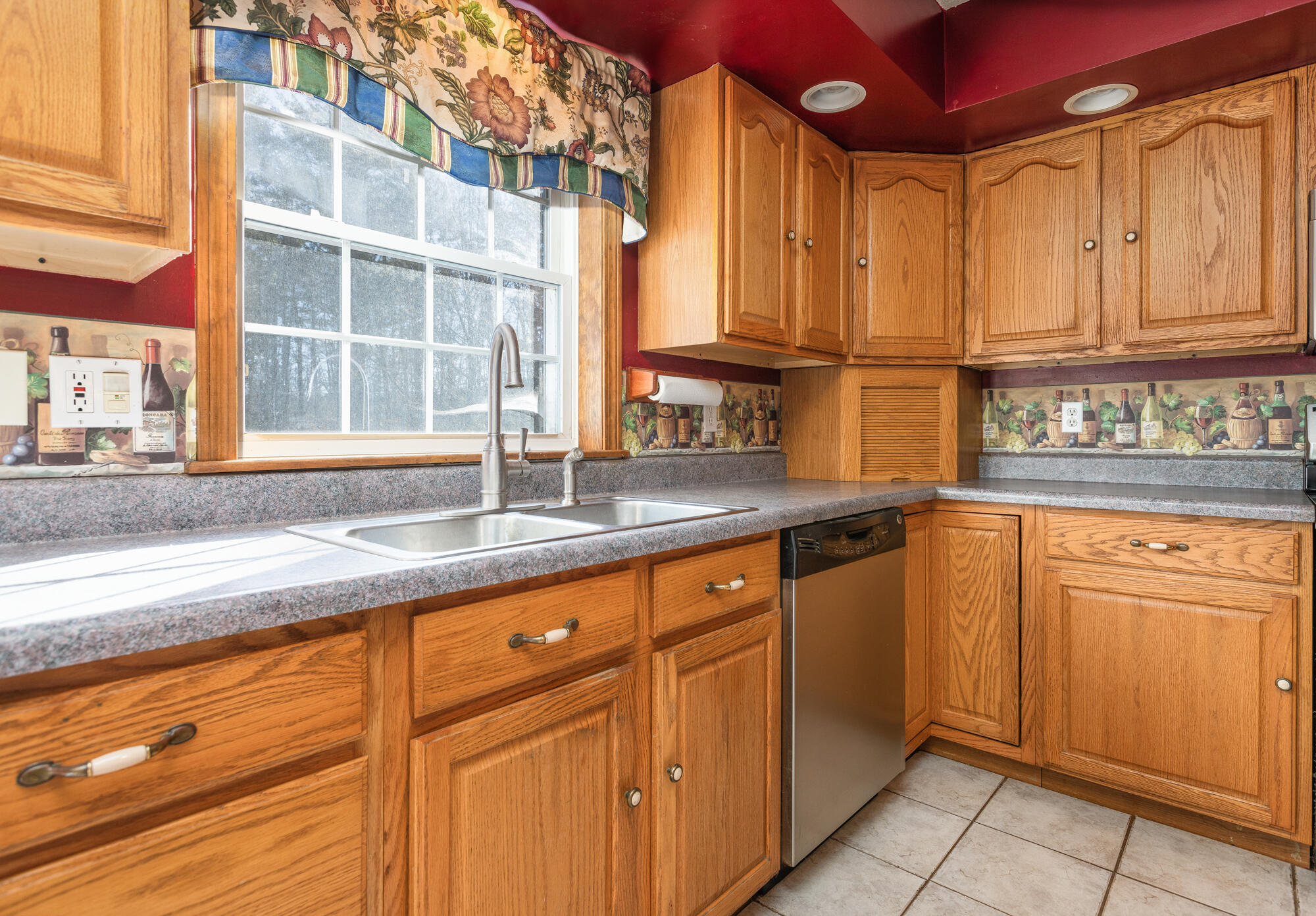 203 Center Road Gray, ME 04039 - Photo 4 of 47 Kitchen-4