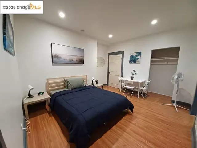 $1,075,000 | 734 25th Street, Oakland, CA 94612