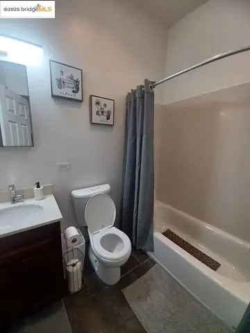 $1,075,000 | 734 25th Street, Oakland, CA 94612