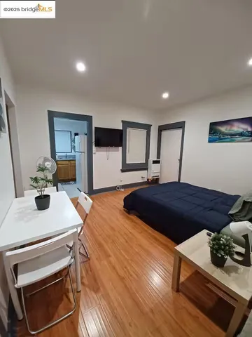 $1,075,000 | 734 25th Street, Oakland, CA 94612