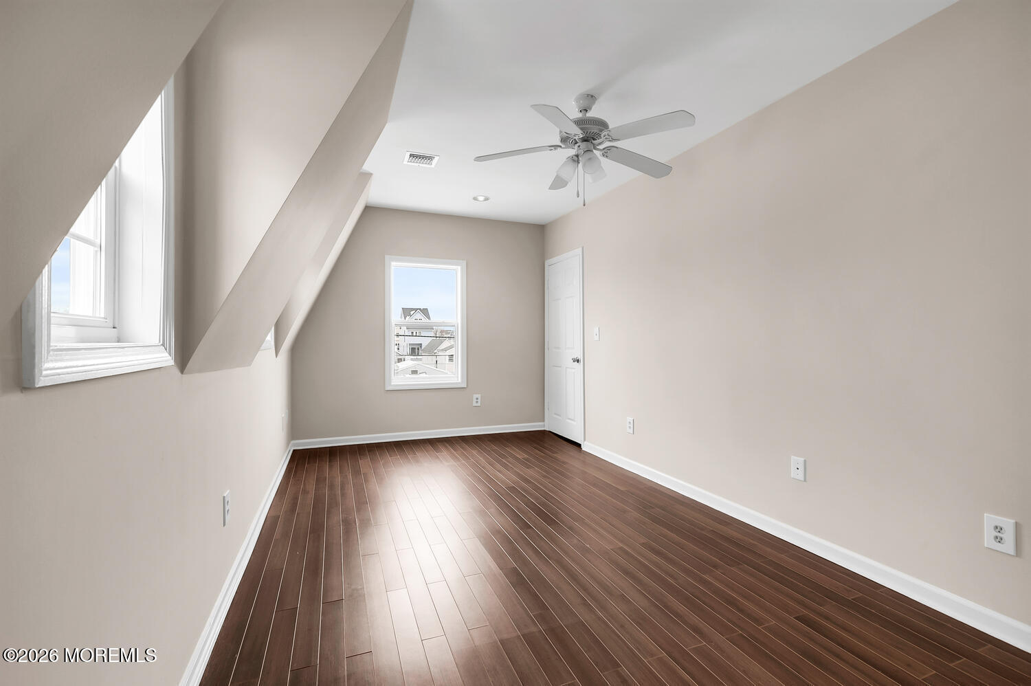 209 Bay Avenue, Unit FD Highlands, NJ 07732 - Photo 15 of 34 209 Bay Ave Highlands NJ 07732-large-017