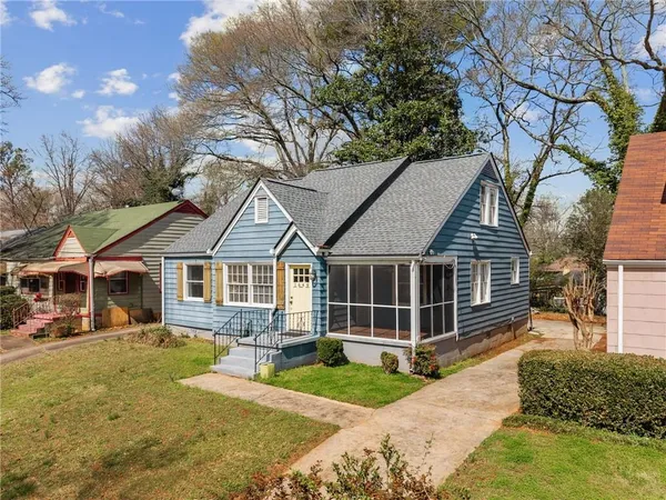 $2,250 | 1649 Beecher Street Southwest, Atlanta, GA 30310
