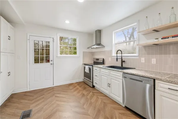 $2,250 | 1649 Beecher Street Southwest, Atlanta, GA 30310