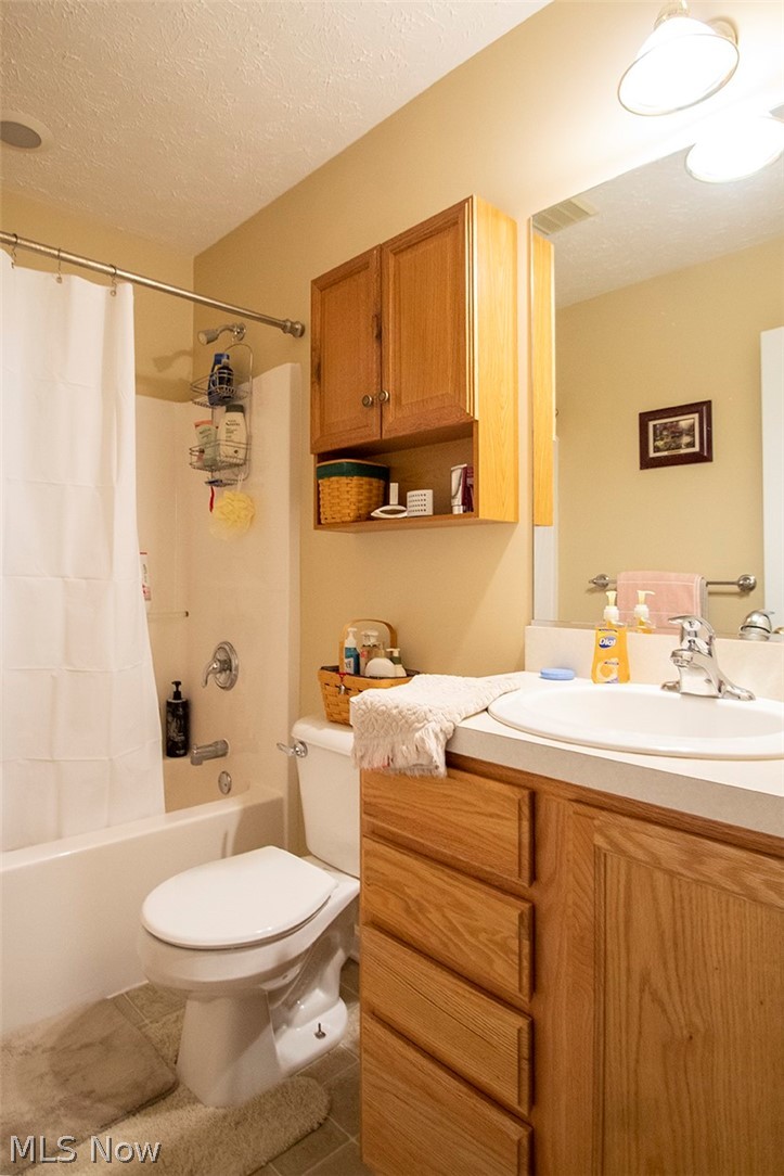 3973 Columbia Road Medina, OH 44256 - Photo 16 of 26 Gallery Image 16