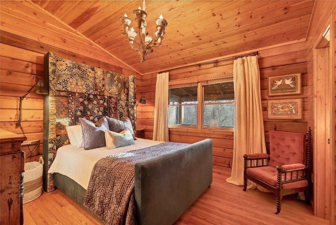 494 Satulah Ridge Road Highlands, NC 28741 - Photo 29 of 58 Primary Bedroom with Designer Custom-Made Bed!
