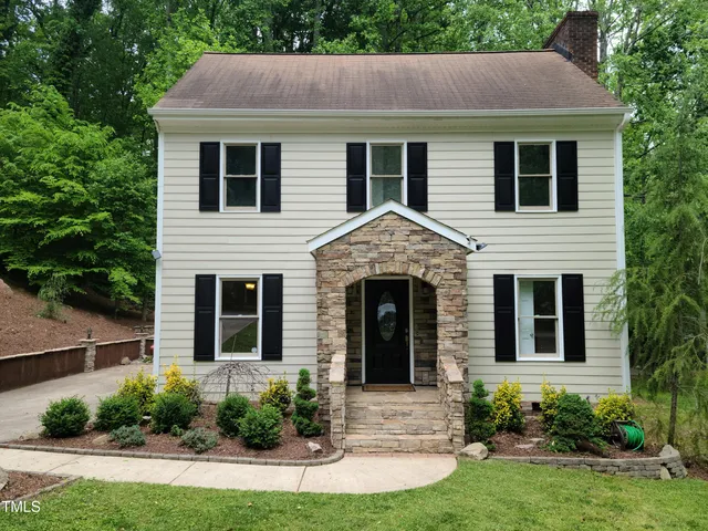 $475,000 | 938 Ivy Lane, Cary, NC 27511