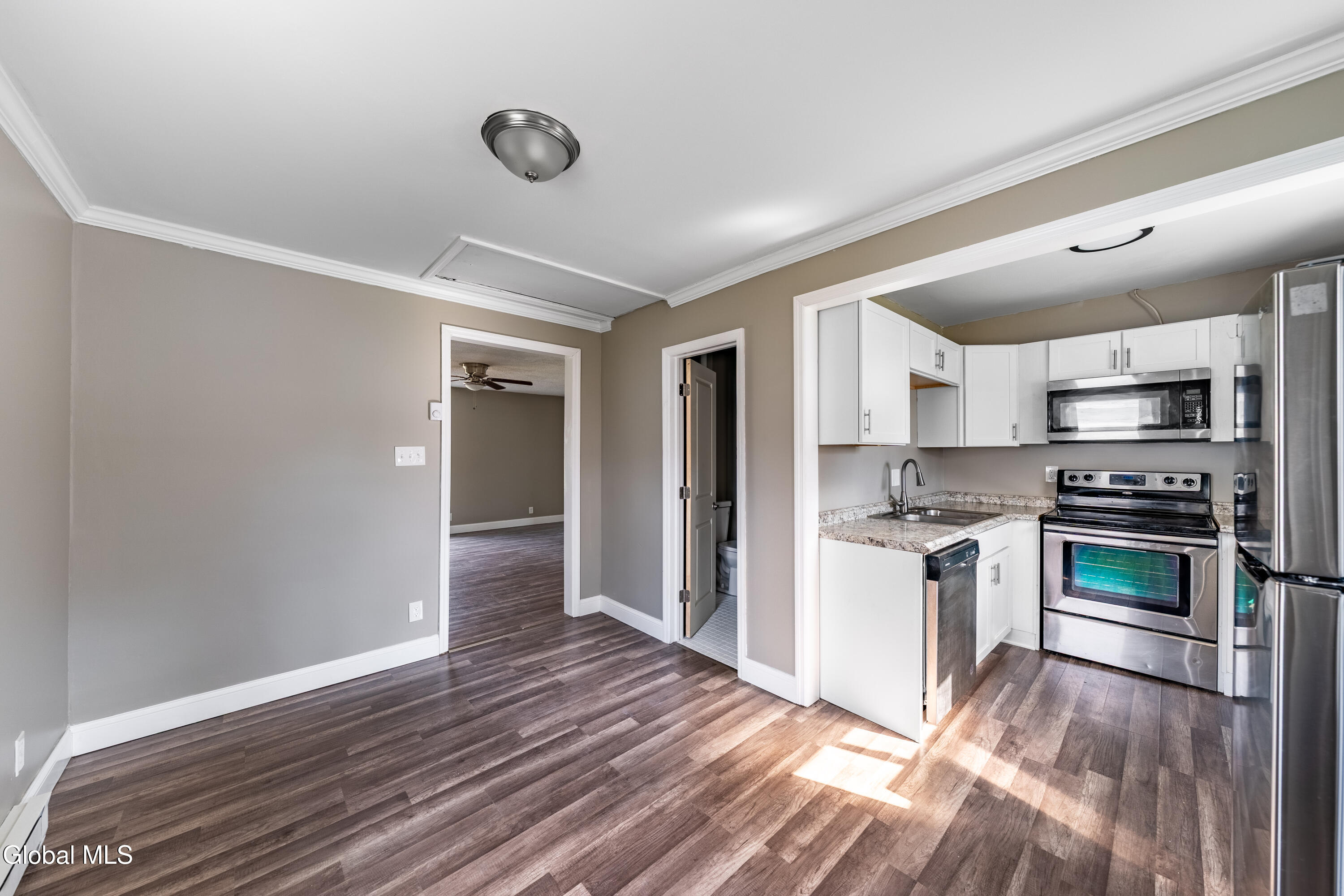 149 Larrabee Road Schenectady, NY 12302 - Photo 8 of 15 DSC00803-HDR