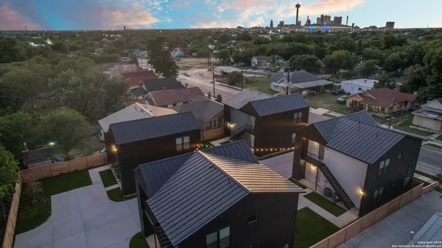 $1,350 | 146 Porter Street, Unit 201, San Antonio, TX 78210