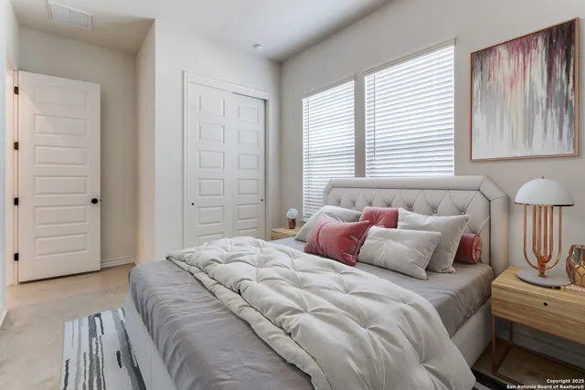 $1,350 | 146 Porter Street, Unit 201, San Antonio, TX 78210