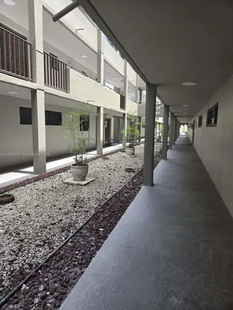 $2,200 | 5 Olive Drive, Unit 9, Hialeah, FL 33010