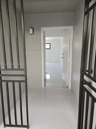 $2,200 | 5 Olive Drive, Unit 9, Hialeah, FL 33010