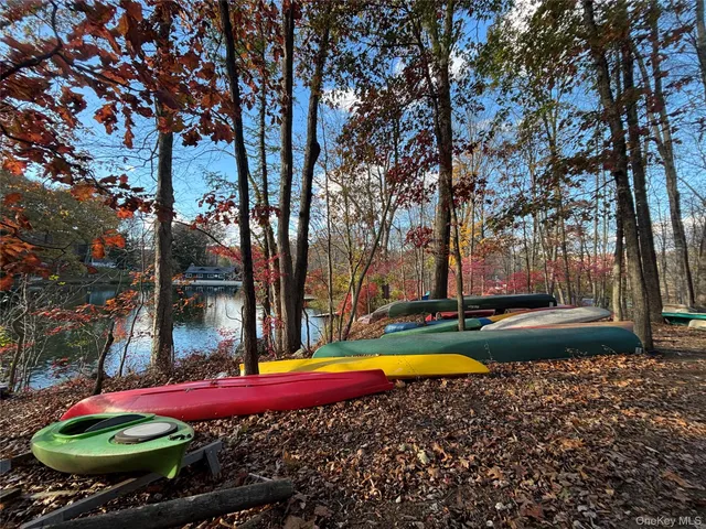 $595,000 | 10 Skytop Drive, Katonah, NY 10536