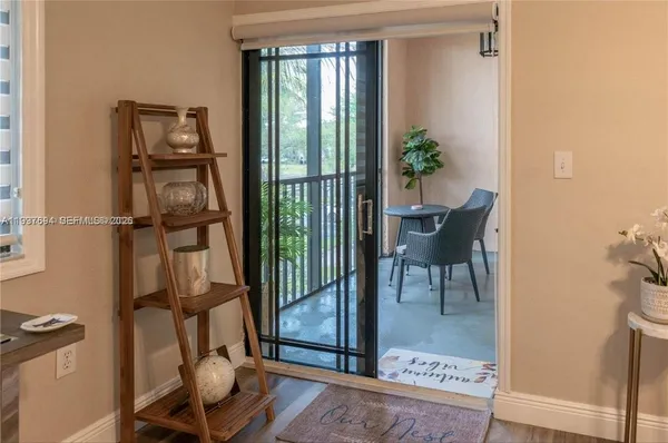 $3,500 | 2916 Tuscany Court, Unit 201, Palm Beach Gardens, FL 33410
