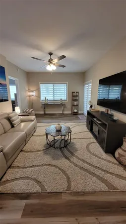 $3,500 | 2916 Tuscany Court, Unit 201, Palm Beach Gardens, FL 33410