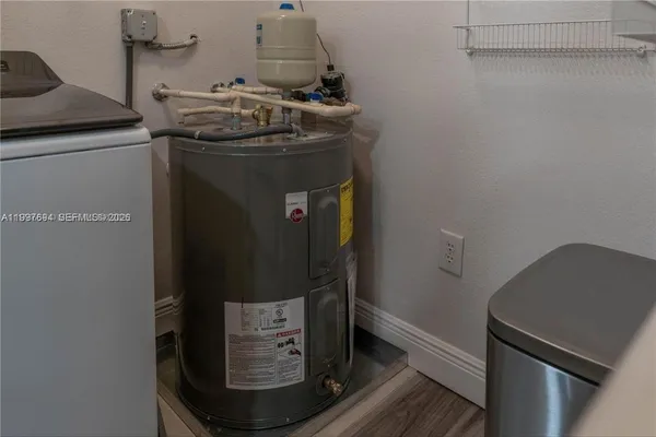 $3,500 | 2916 Tuscany Court, Unit 201, Palm Beach Gardens, FL 33410