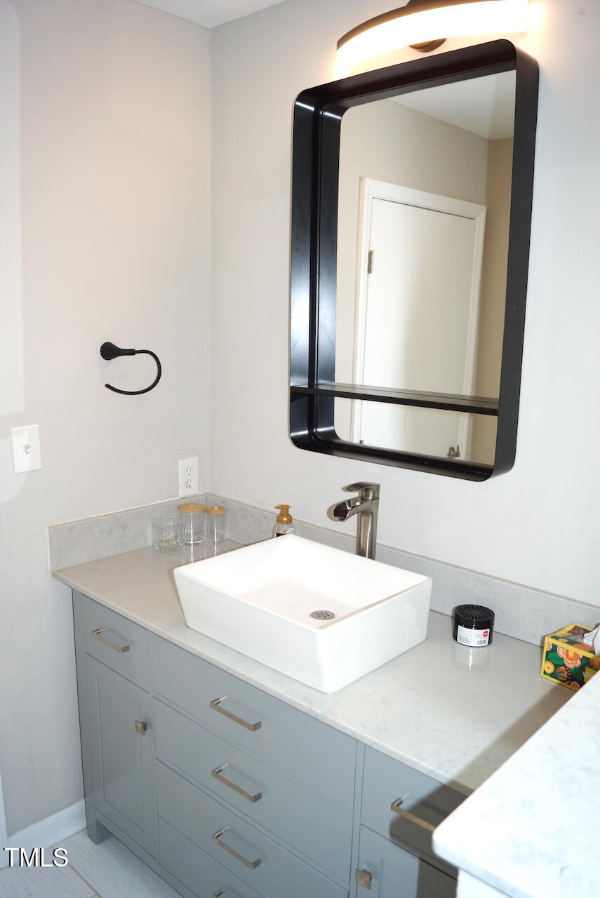 80 Stoneridge Road Durham, NC 27705 - Photo 11 of 27 20