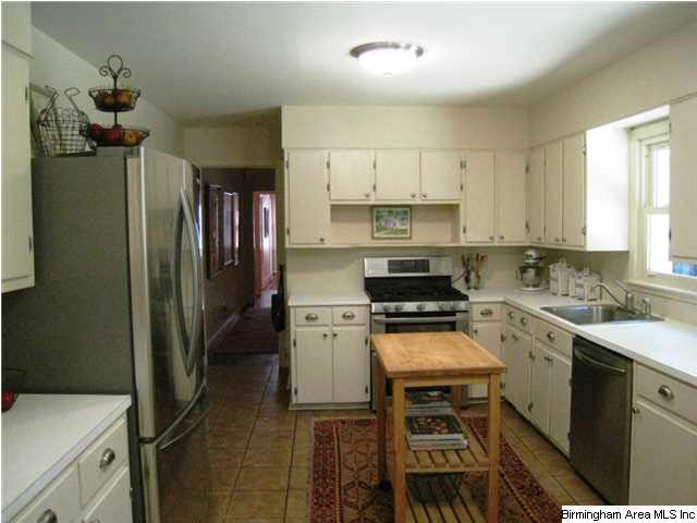 4168 Winston Way Birmingham, AL 35213 - Photo 9 of 24