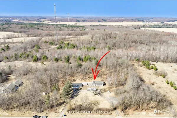 $175,000 | E450 Grenlie Road, Waupaca, WI 54981