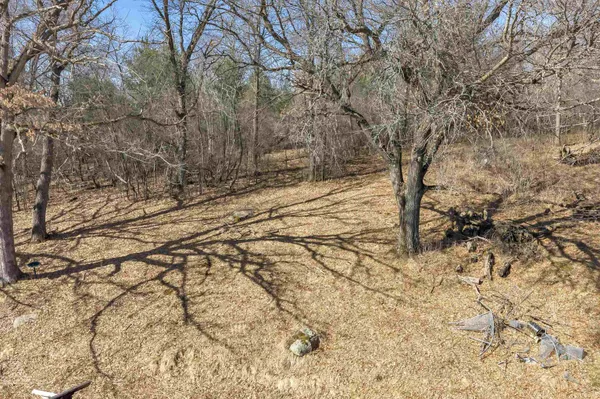 $175,000 | E450 Grenlie Road, Waupaca, WI 54981