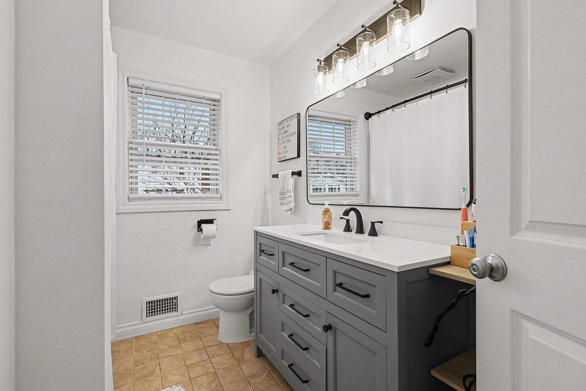 938 Hampden Road Muskegon, MI 49441 - Photo 14 of 18 file_220