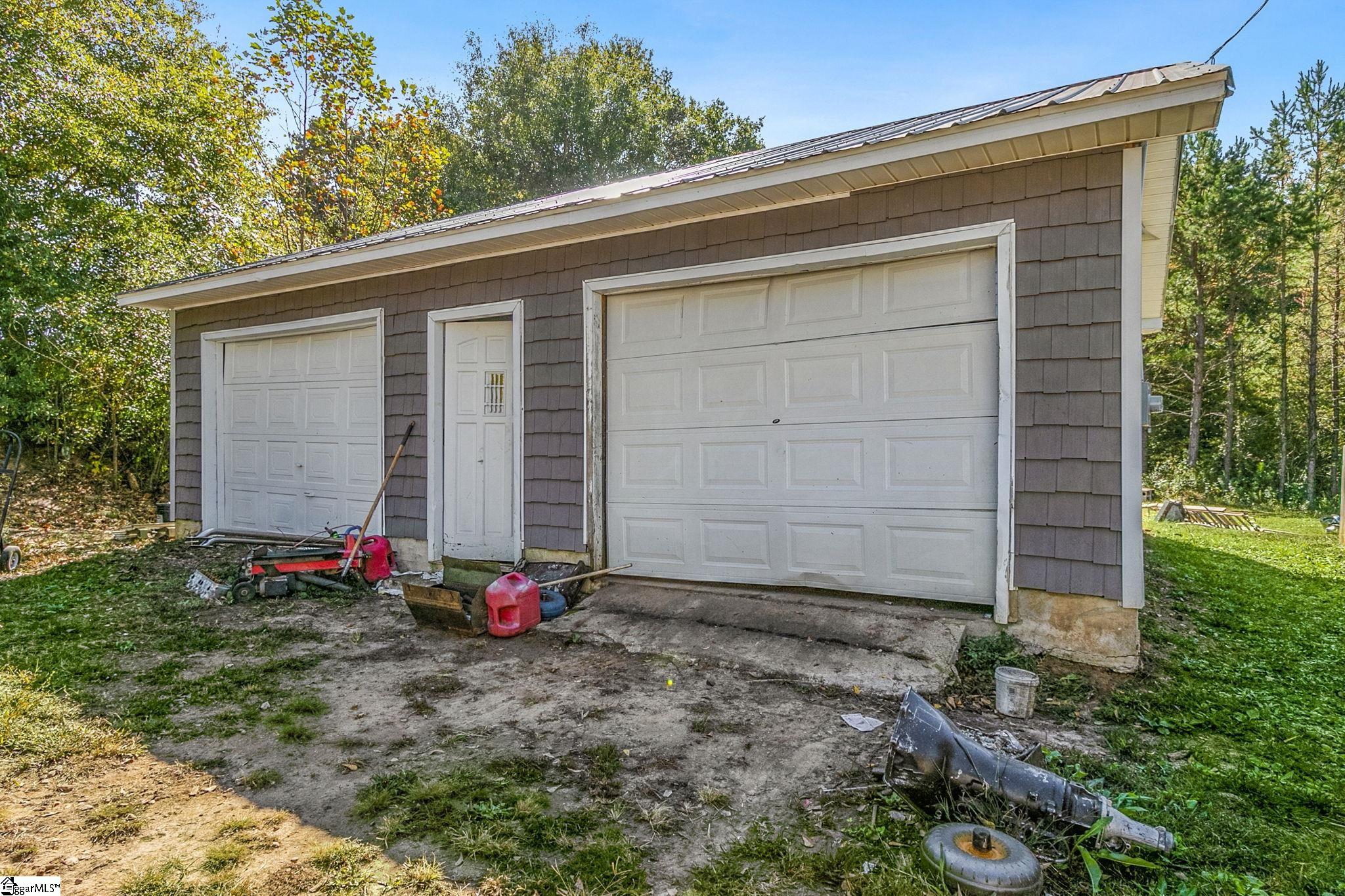 305 Fort Shoals Road Woodruff, SC 29388 - Photo 29 of 36