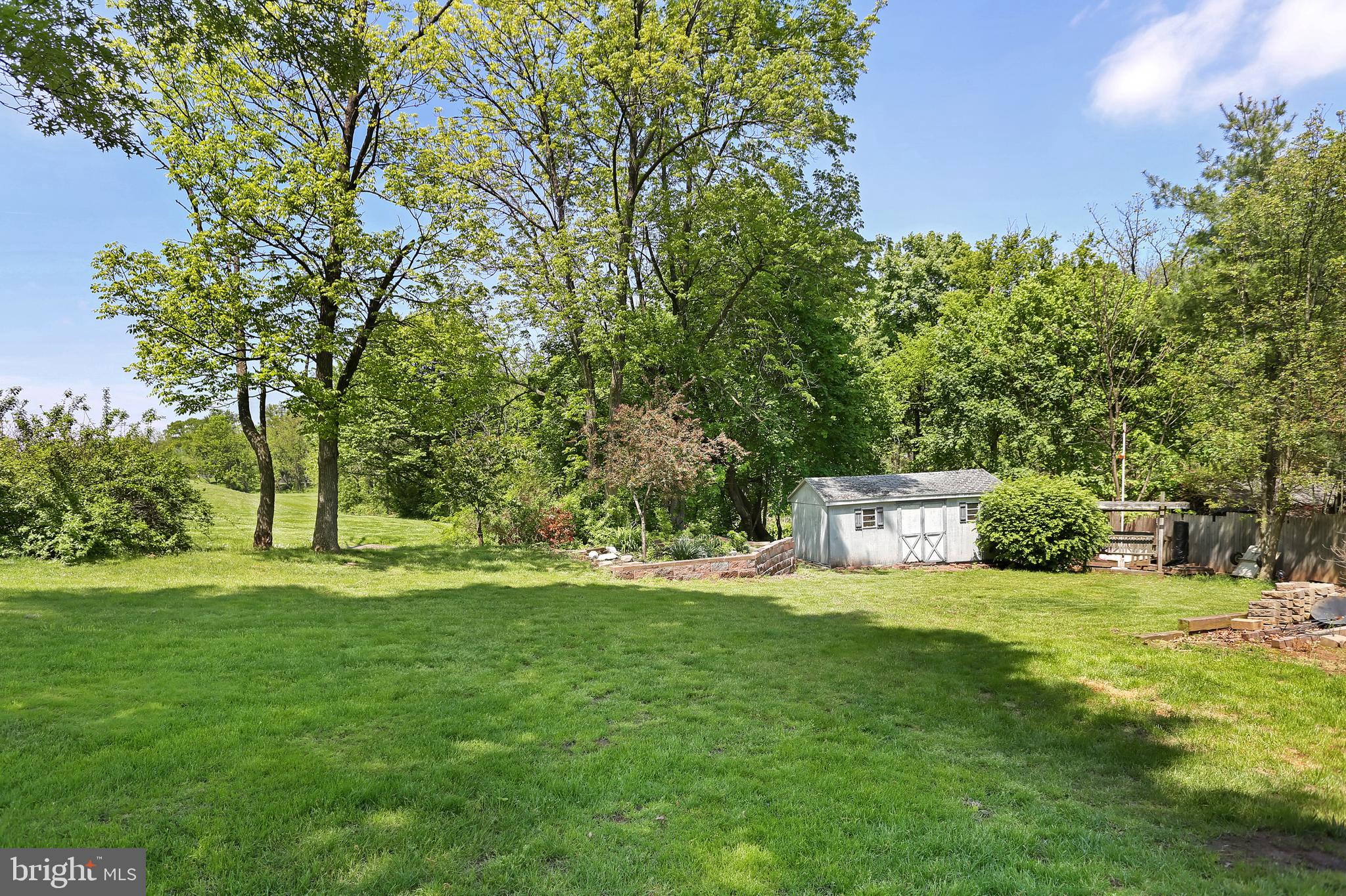 31 Estate Road Boyertown, PA 19512 - Photo 6 of 40 Gallery Image 6