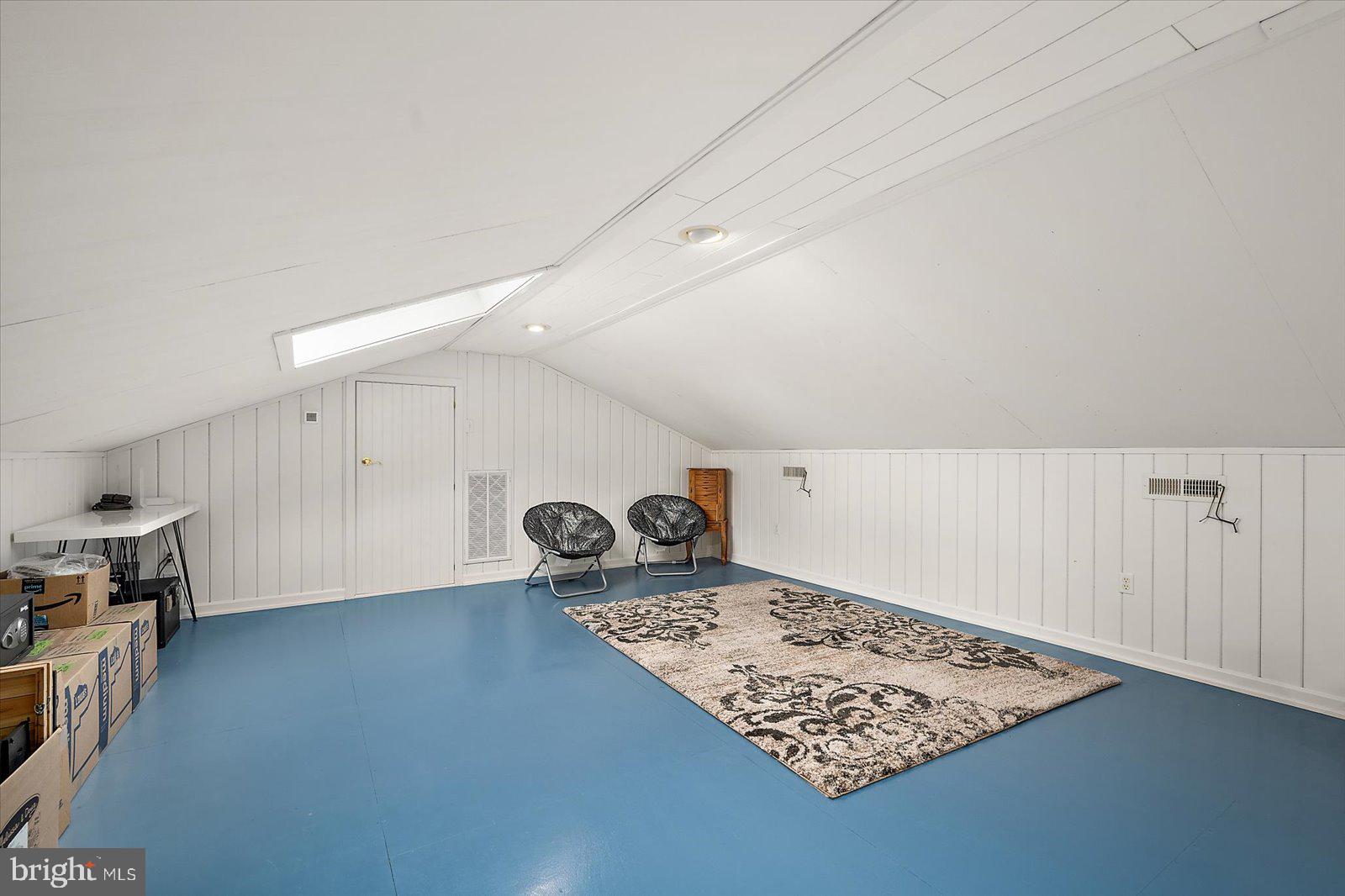33915 Shockley Road Parsonsburg, MD 21849 - Photo 93 of 125 Bright and airy loft space awaits you.
