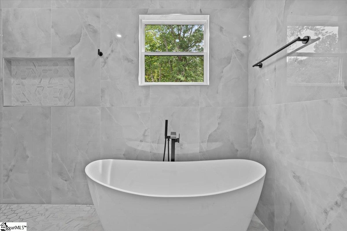 210 Horseshoe Bend Road Easley, SC 29642 - Photo 15 of 40 Gallery Image 15