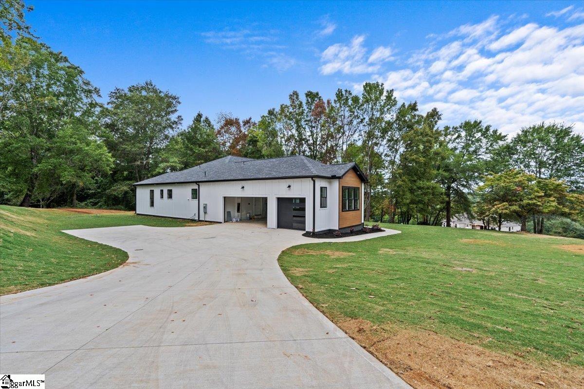210 Horseshoe Bend Road Easley, SC 29642 - Photo 37 of 40 Gallery Image 37