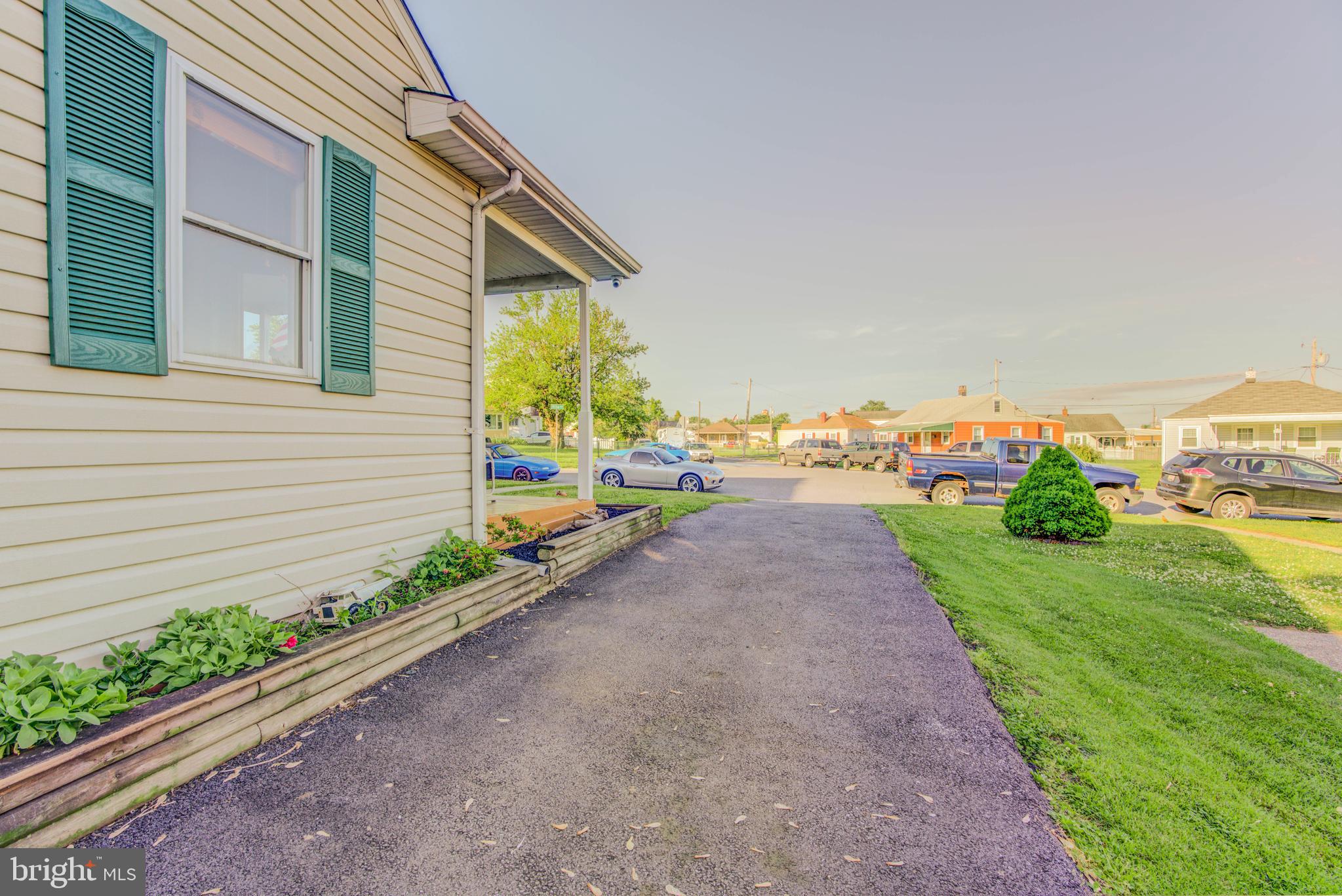 1723 Rita Road Dundalk, MD 21222 - Photo 4 of 49