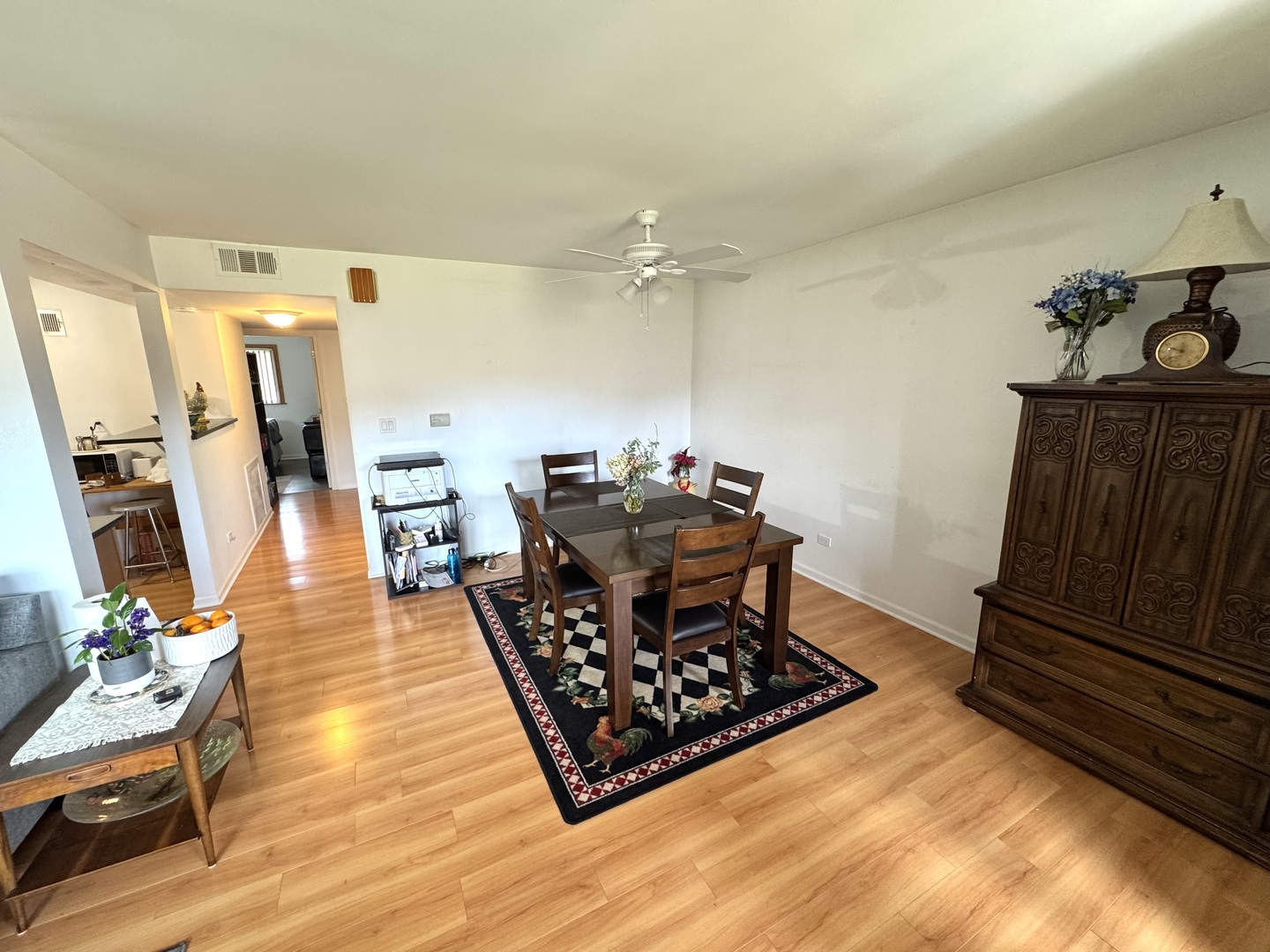 9614 West Higgins Road, Unit 3A Rosemont, IL 60018 - Photo 4 of 12 Gallery Image 4