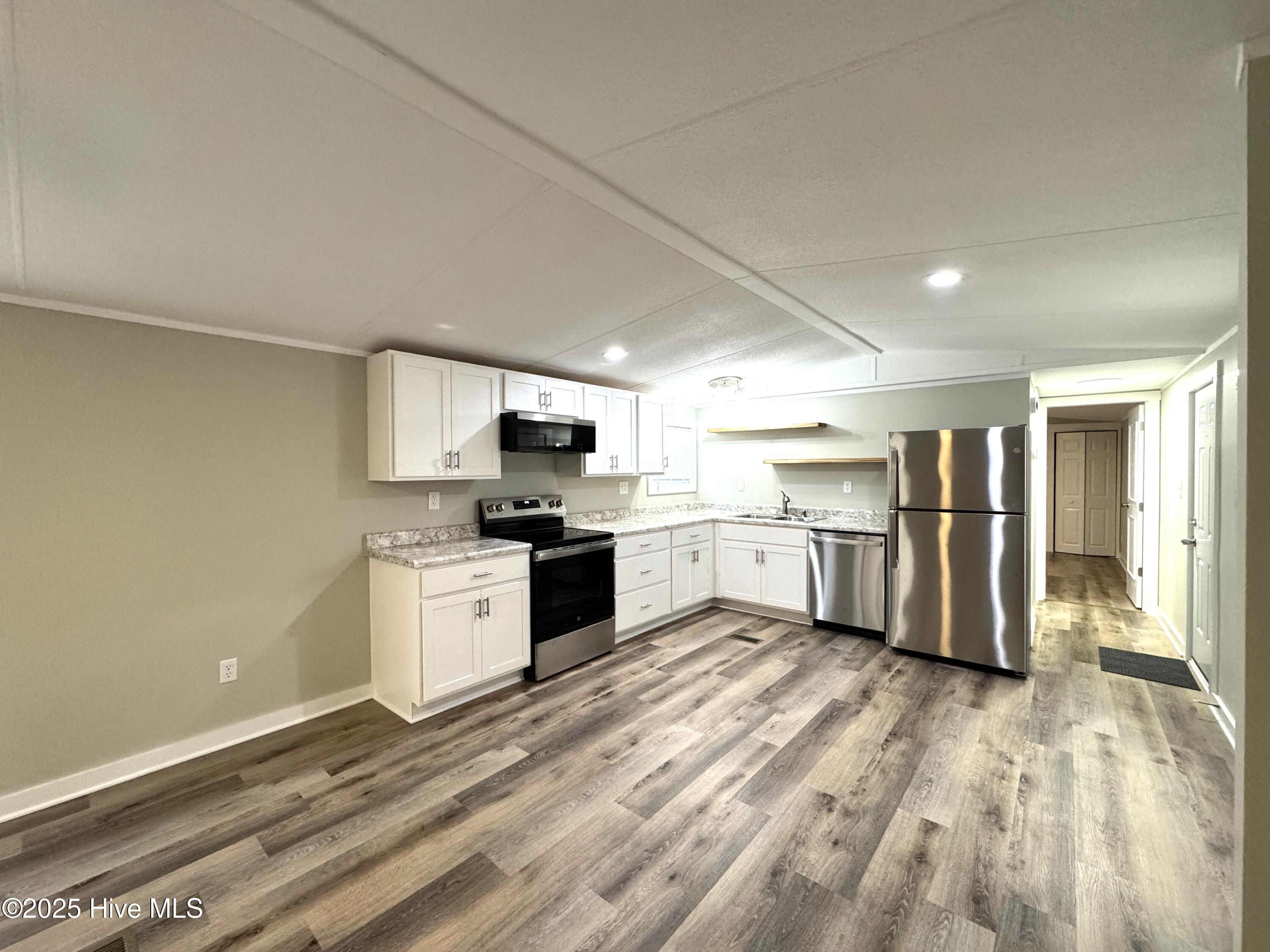 198 Trout Street Holly Ridge, NC 28445 - Photo 6 of 23 20251212_134151253_iOS