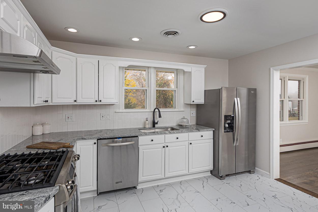 4414 Forge Road Perry Hall, MD 21128 - Photo 4 of 40