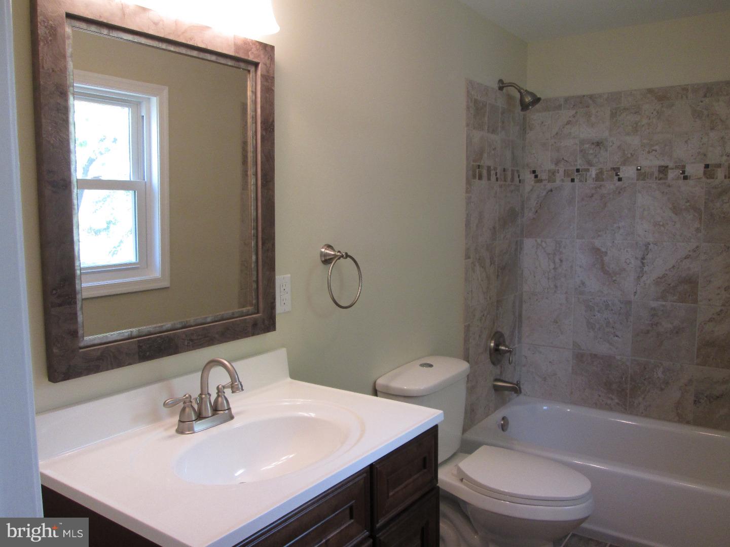 531 Township Line Road Telford, PA 18969 - Photo 12 of 25 Gallery Image 12