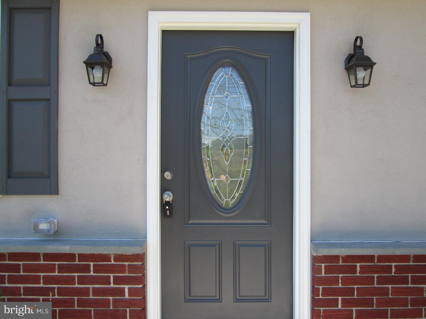 531 Township Line Road Telford, PA 18969 - Photo 3 of 25 Exterior Front