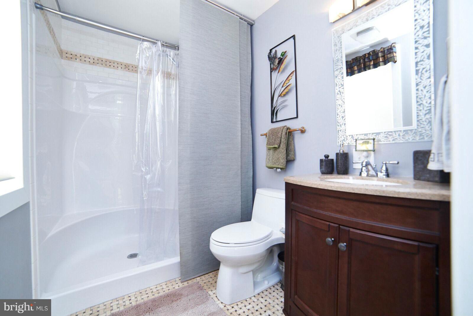 1216 Shore Road Baltimore, MD 21220 - Photo 13 of 21 Bath