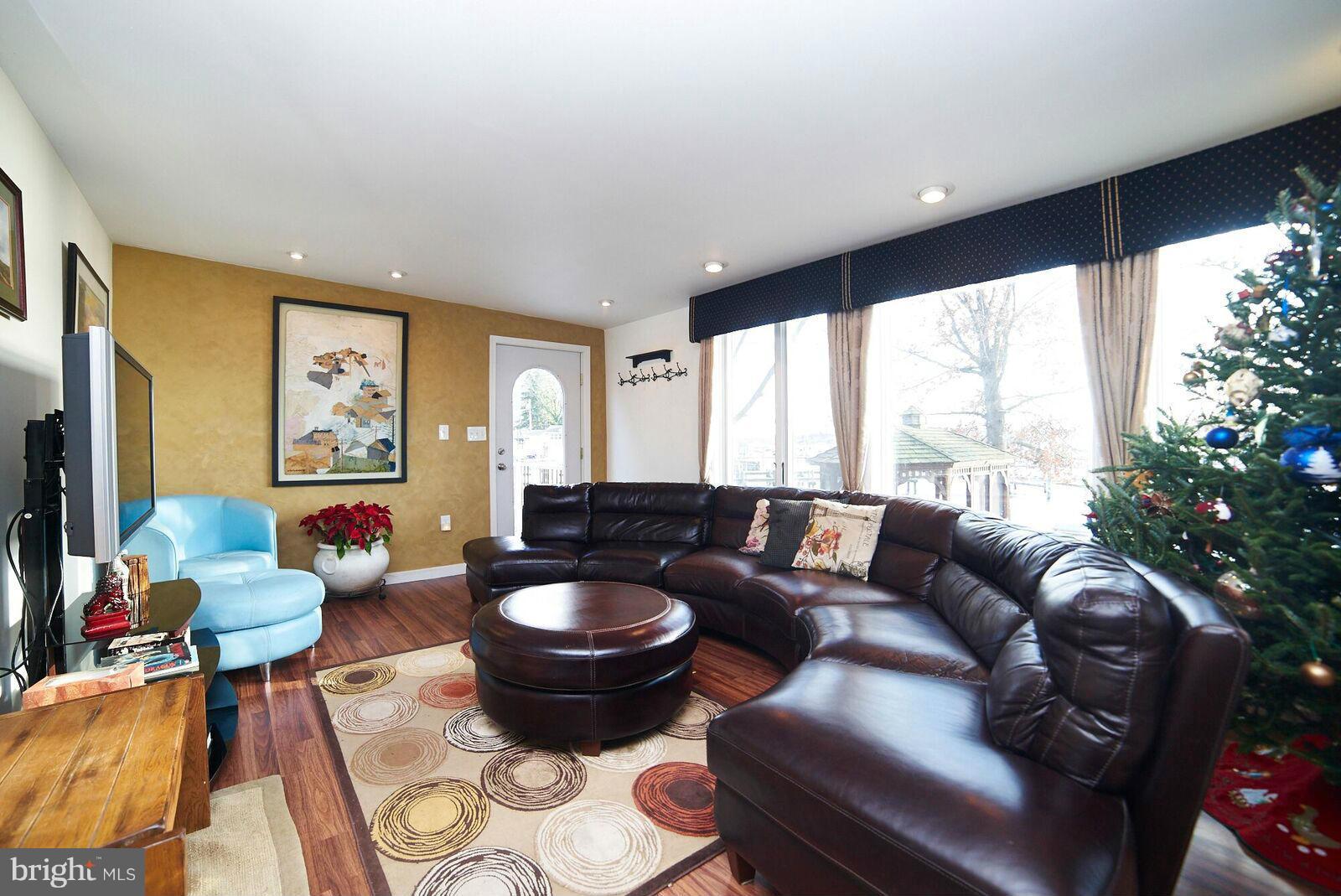 1216 Shore Road Baltimore, MD 21220 - Photo 9 of 21 Interior (General)