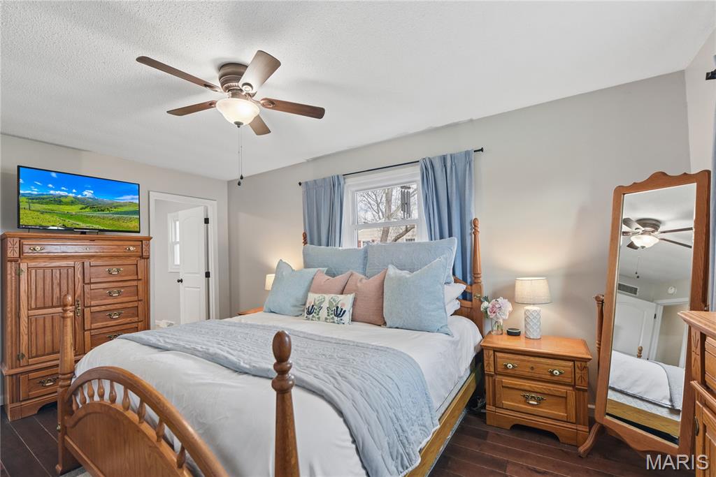 1837 Oak Street Pacific, MO 63069 - Photo 10 of 25